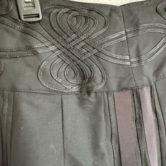 NWT The Limited Black Ribbon Embroidered  Knee Length Circle Skirt Women’s 4 - Picture 2 of 6
